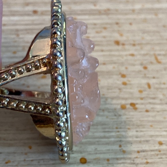 Vtg Carved Ring (7.5) - Picture 3 of 4